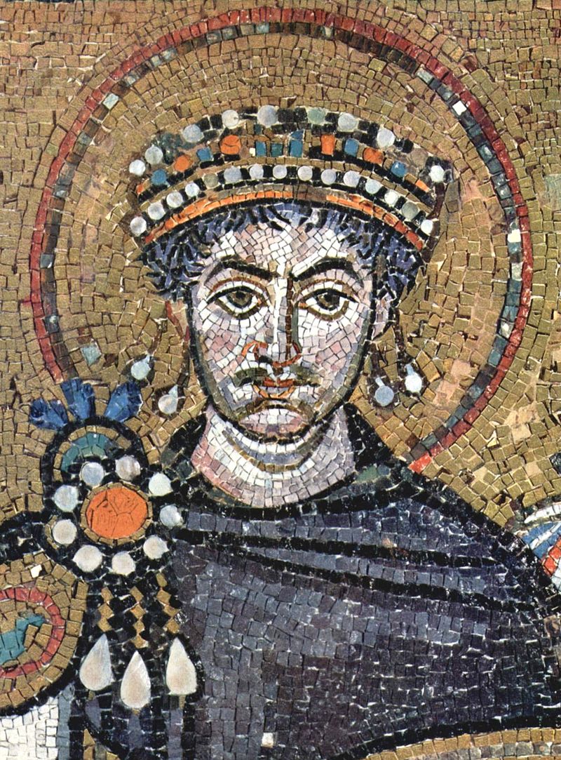 Photo:  Giustiniano in un mosaico a San Vitale.